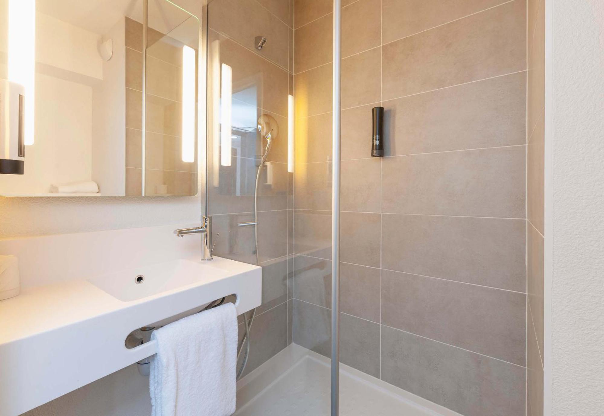 B&B Hotel Saint-Geours-De-Maremne Hossegor ภายนอก รูปภาพ
